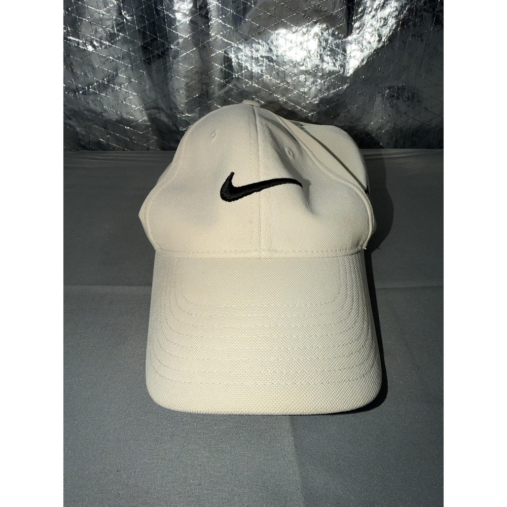 Nike Hat Cap Fitted Mens M Beige Golf 20XI Flexfit Swoosh Performance Sports